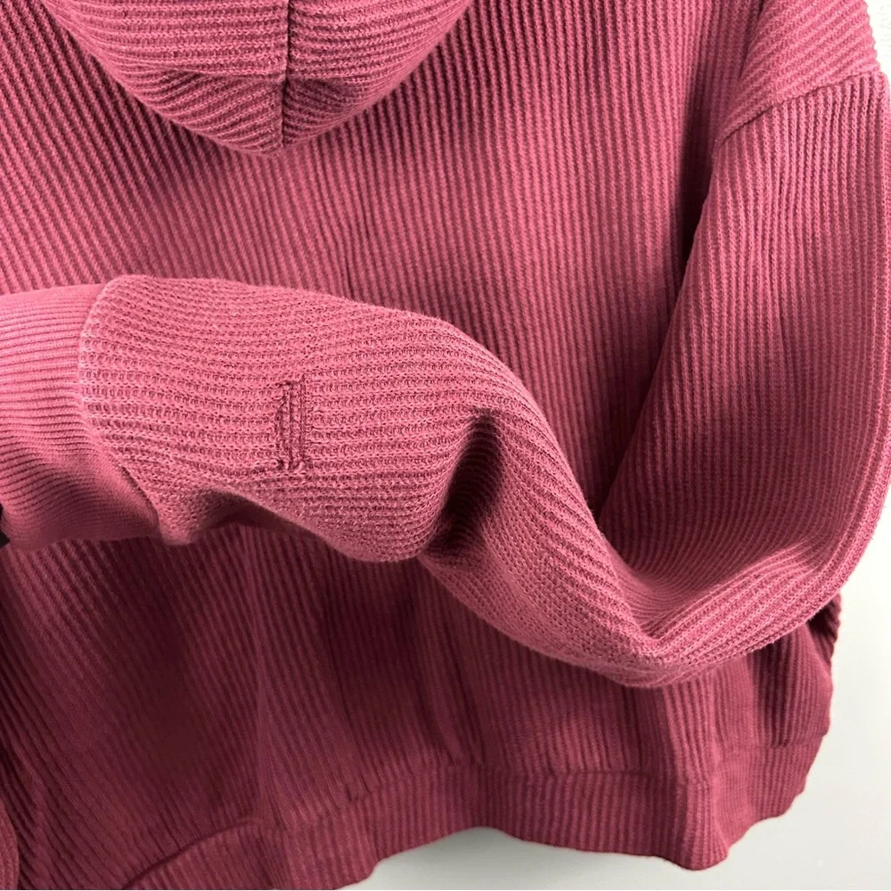Reebok Burgundy Ribbed Cropped Hoodie Size Large - Picture 10 of 13